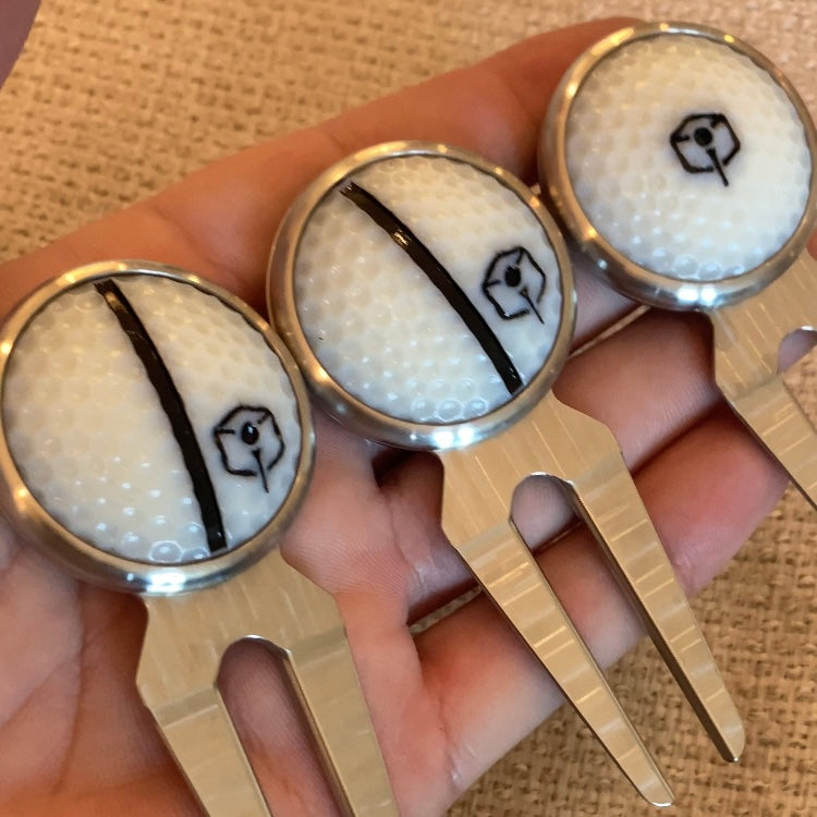 Golf Ball Fidget Marker / Pitch Tool